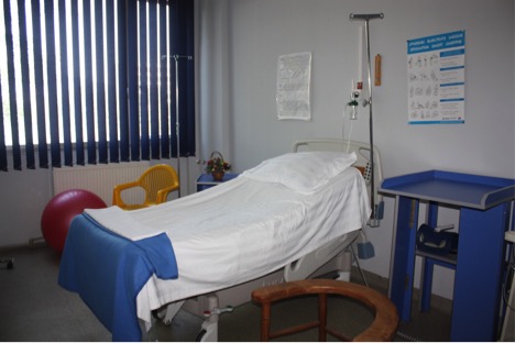 JSI provided prototypes of equipment and design for modern maternity units. (John Snow, Inc.)